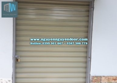 CỬA CUỐN TẤM LIỀN ĐẨY TAY CÔNG NGHỆ ÚC TẠI LONG AN