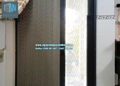 CỬA LƯỚI CHỐNG MUỖI KÉT HỢP VỚI RÈM TỔ ONG
