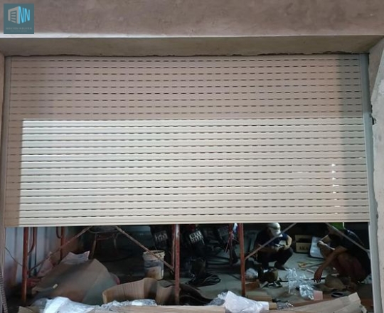 CÔNG TRÌNH CỬA CUỐN TẠI CÔNG TY THIẾT KẾ XÂY DỰNG SÀI GÒN VIỆT