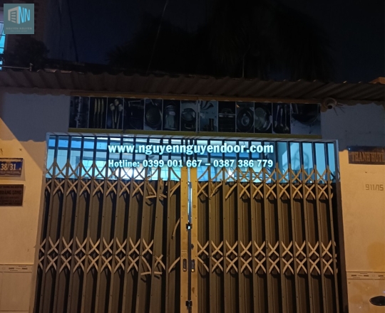 CỬA CUỐN TẤM LIỀN ĐẨY TAY CÔNG NGHỆ ÚC TẠI LINH TÂY, THỦ ĐỨC