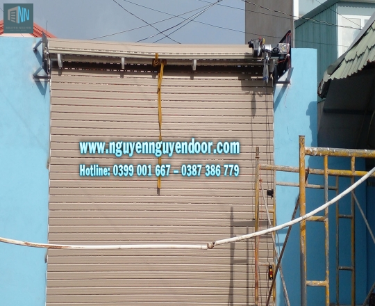 CÔNG TRÌNH CỬA CUỐN KHE THOÁNG CÔNG NGHỆ ĐỨC LÀM CỔNG TẠI Đ42, TAM BÌNH, THỦ ĐỨC