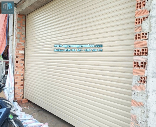 CỬA CUỐN LÁ BÍT CÔNG NGHỆ ĐỨC TẠI NHÀ GA T3