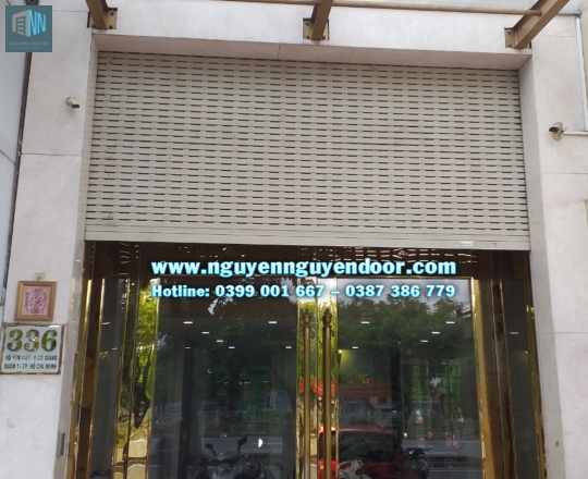 CỬA CUỐN KHE THOÁNG CÔNG NGHỆ ĐỨC TẠI ĐƯỜNG VÕ VĂN KIỆT, Q1, TP HCM