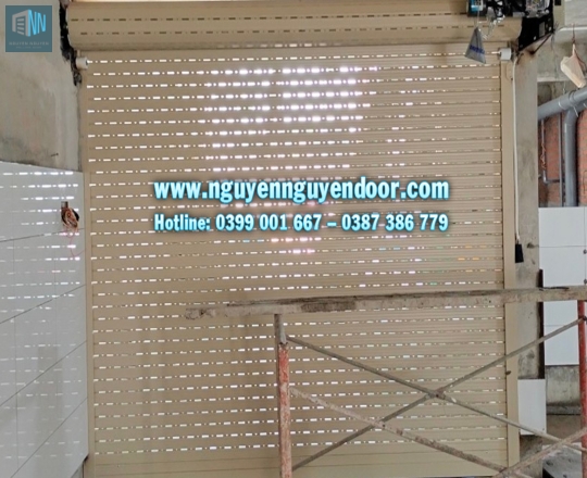 CỬA CUỐN KHE THOÁNG CÔNG NGHỆ ĐỨC LÀM CỬA HẦM TẠI KHU ĐÔ THỊ VẠN PHÚC
