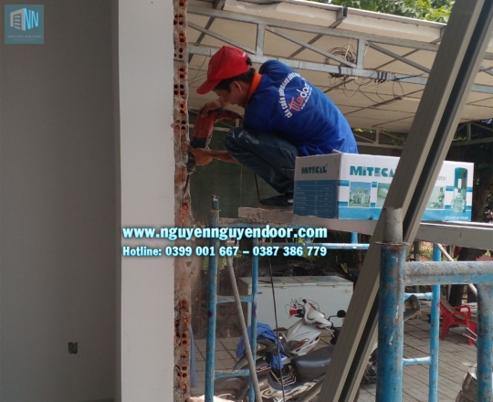CÔNG TRÌNH CỬA CUỐN NHÀ ANH VĂN TỈNH TÂN LẬP, BÌNH PHƯỚC