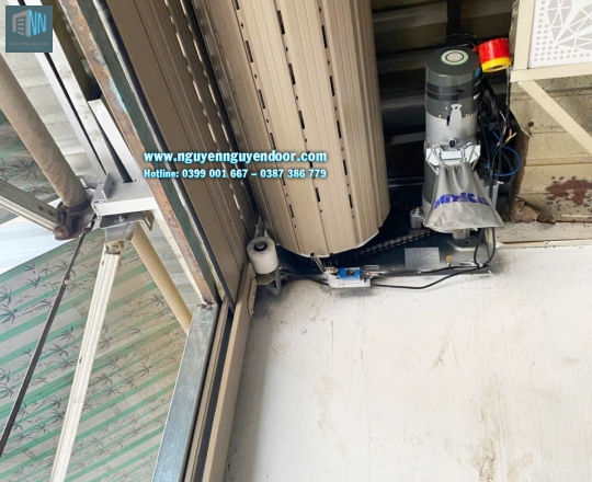 CỬA CUỐN KHE THOÁNG CÔNG NGHỆ ĐỨC TẠI ĐƯỜNG SỐ 10 TAM BÌNH