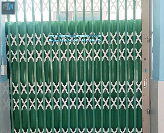 CỬA KÉO ĐÀI LOAN TẠI PHAN VĂN HƠN QUẬN 12