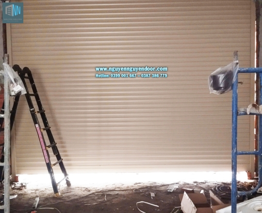 CỬA CUỐN LÁ BÍT CÔNG NGHỆ ĐỨC TẠI NHÀ GA T3