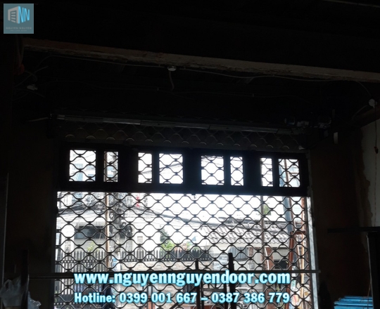 CỬA CUỐN MẮC VÕNG ĐƯỜNG LÊ THỊ HÀ, QUẬN 12