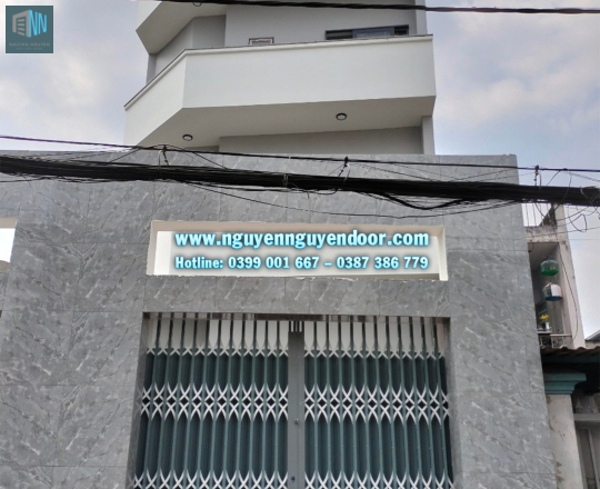 CỬA KÉO ĐÀI LOAN TẠI ĐƯỜNG 49 HIỆP BÌNH PHƯỚC, THỦ ĐỨC