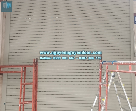 CỬA CUỐN KHE THOÁNG CÔNG NGHỆ ĐỨC & CỬA NHÔM XINGFA NHẬP KHẨU TẠI ĐƯỜNG BÀ HẠT, QUẬN 10