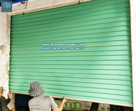 CỬA CUỐN TẤM LIỀN CÔNG NGHỆ ÚC TẠI LINH TRUNG THỦ ĐỨC