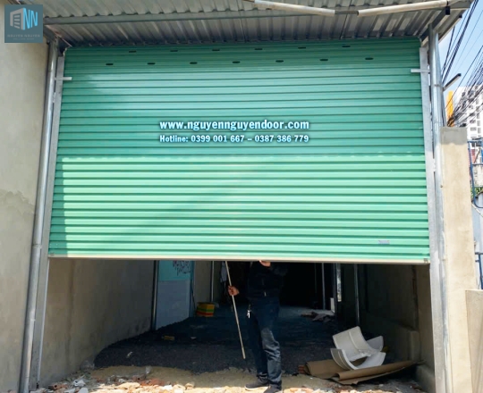 CỬA CUỐN TẤM LIỀN CÔNG NGHỆ ÚC TẠI ĐOÀN THỊ ĐIỂM THỦ ĐỨC