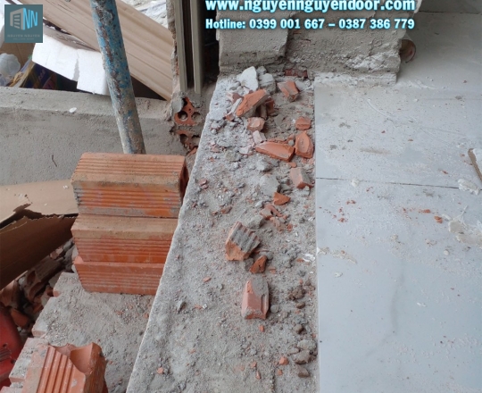 CÔNG TRÌNH CỬA CUỐN NHÀ ANH VĂN TỈNH TÂN LẬP, BÌNH PHƯỚC