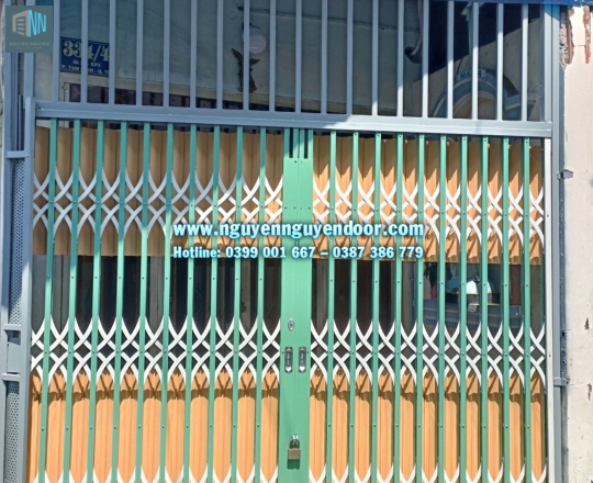 CỬA KÉO ĐÀI LOAN TẠI QUỐC LỘ 1A, THỦ ĐỨC