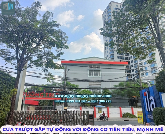CÔNG TRÌNH CỬA CỔNG XẾP INOX TẠI ILA THOẠI NGỌC HẦU, TÂN PHÚ