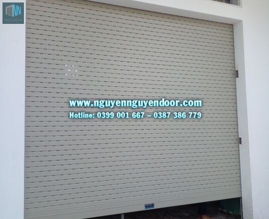 CÔNG TRÌNH CỬA CUỐN KHE THOÁNG CÔNG NGHỆ ĐỨC TẠI THỦ THỪA, LONG AN