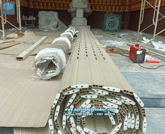 CÔNG TRÌNH CỬA CUỐN ĐIỆN ĐỊA TẠNG CHÙA PHỔ QUANG