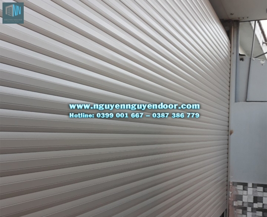 CỬA CUỐN LÁ BÍT CÔNG NGHỆ ĐỨC TẠI ĐƯỜNG LINH ĐÔNG, THỦ ĐỨC