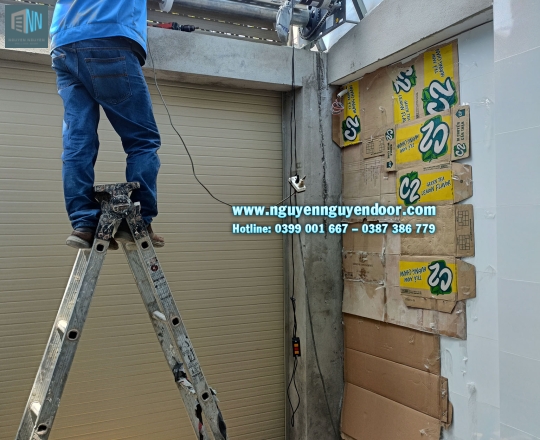 CÔNG TRÌNH CỬA CUỐN ANH BÌNH XÂY DỰNG TẠI VŨ TÙNG BÌNH THẠNH