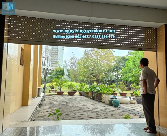 CÔNG TRÌNH CỬA CUỐN CHÙA HUÊ NGHIÊM QUẬN 2