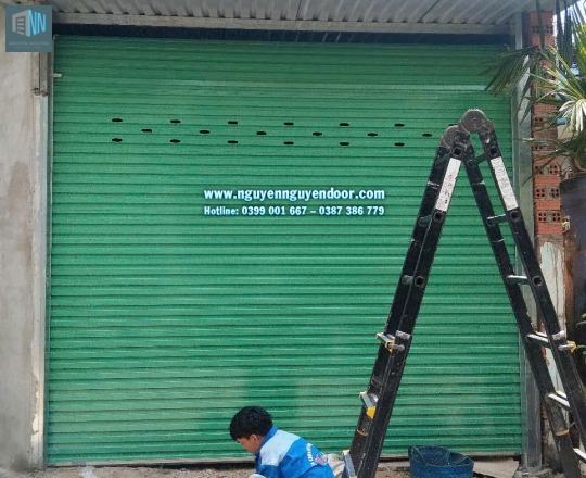 CỬA CUỐN TẤM LIỀN CÔNG NGHỆ ÚC TẠI TAM BÌNH