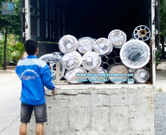 CỬA CUỐN LÁ BÍT CÔNG NGHỆ ĐỨC TẠI LÊ QUANG ĐỊNH
