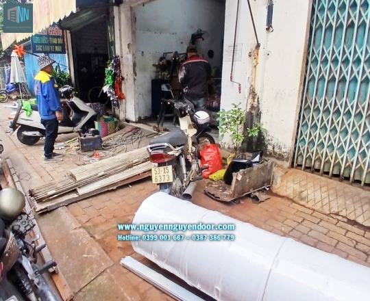 CỬA CUỐN TẤM LIỀN CÔNG NGHỆ ÚC TẠI LINH TRUNG THỦ ĐỨC