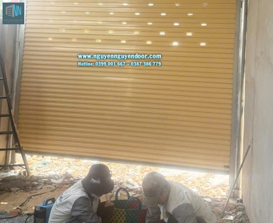 CỬA CUỐN TẤM LIỀN CÔNG NGHỆ ÚC TẠI ĐOÀN THỊ ĐIỂM THỦ ĐỨC