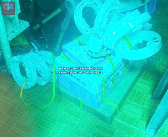 CỬA CUỐN LÁ BÍT CÔNG NGHỆ ĐỨC TẠI TRẦN HƯNG ĐẠO THỦ ĐỨC