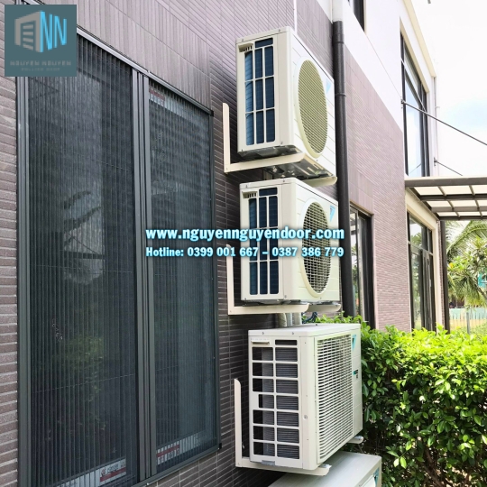 CỬA LƯỚI CHỐNG MUỖI CÓ RAY